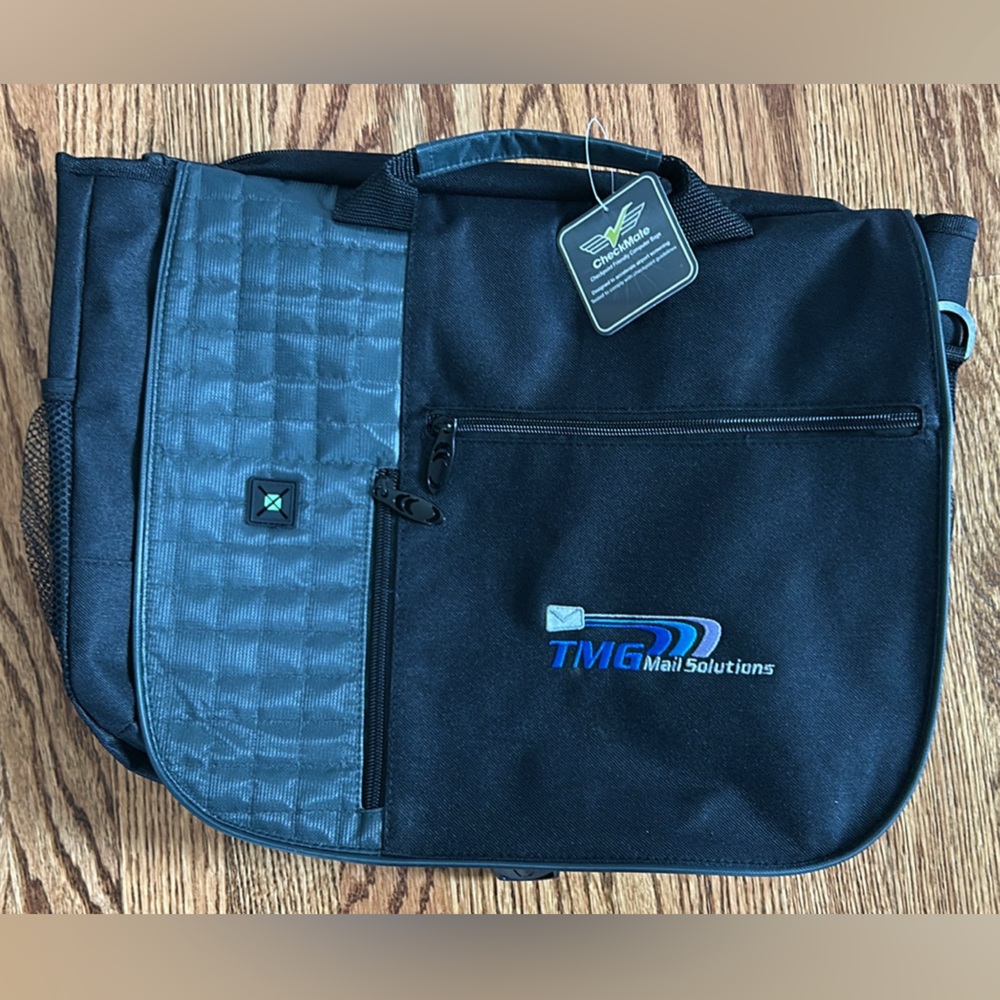 Checkmate Laptop Bag